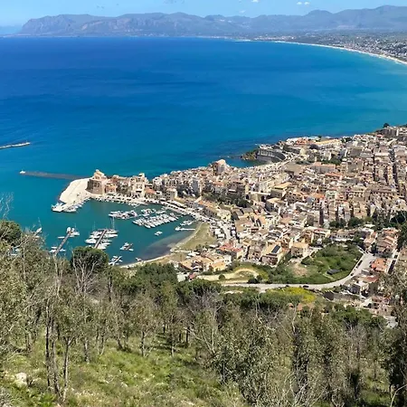 Fantastic Harbour View Nino Bixio *