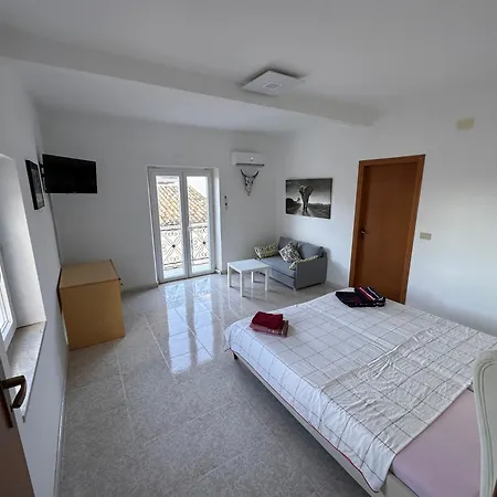 Fantastic Harbour View Nino Bixio Apartment *